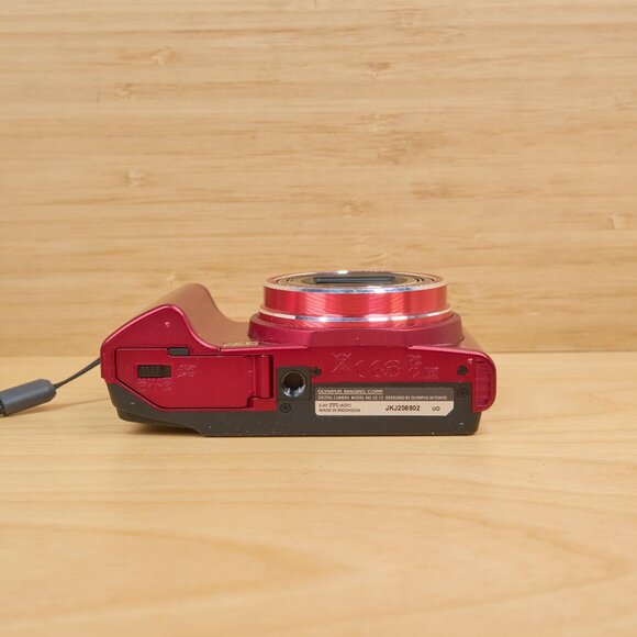 Olympus SZ-12 14 MP 24x Wide Zoom Digital Camera, Red - Picture 8 of 9